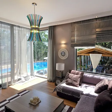 Villa Chloe In Corfu *
